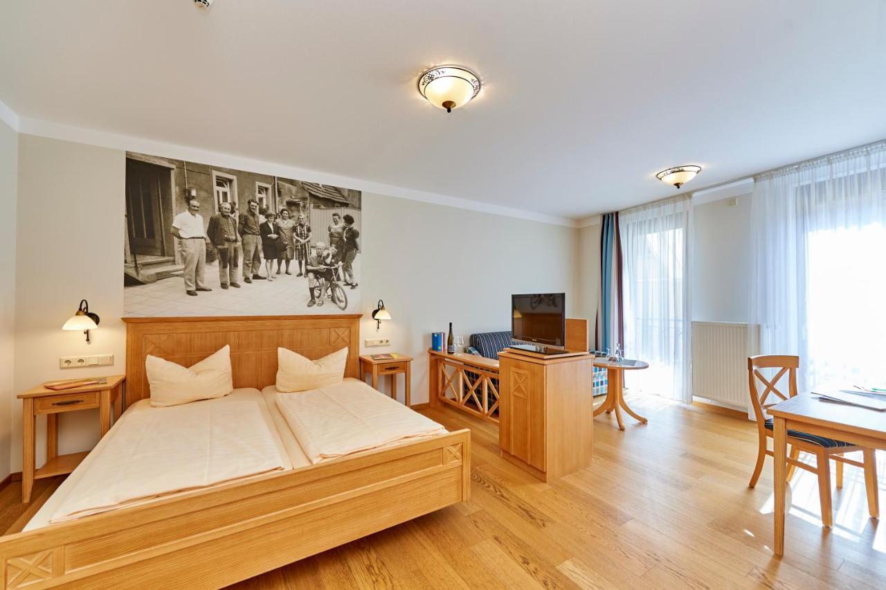 Landhotel Im Klostereck Strubel-Roos ฟลูนไฮม์ ภายนอก รูปภาพ